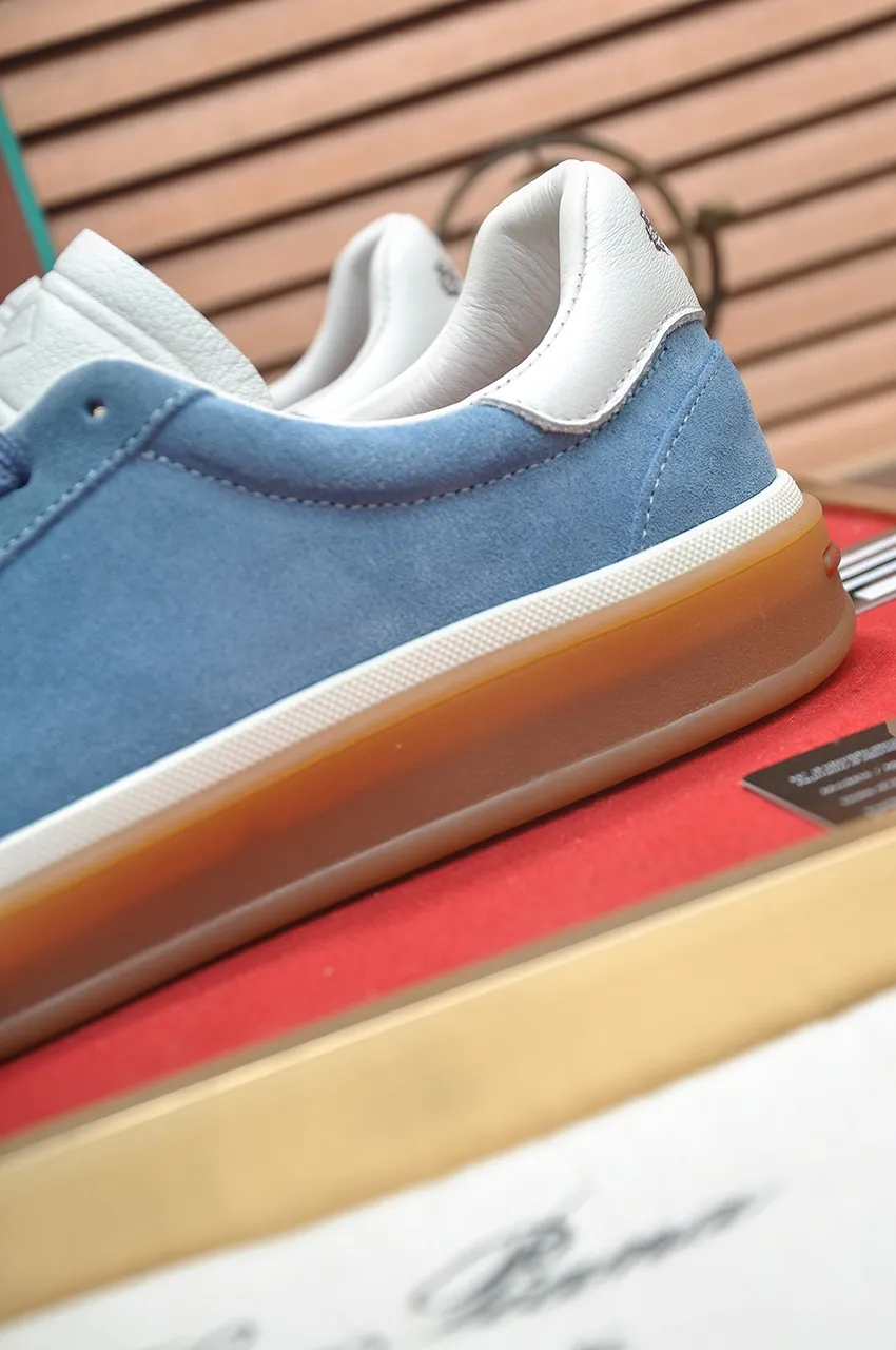 Men's men's shoes 💰540💶【𝐥𝐨𝐫𝐨 𝐏𝐢𝐚𝐧𝐚】lp classic loafers, an Italian treasure brand, the only brand that can match Hermès! Only after wearing it do we realize that we cannot let down our feet. The upper is imported cashmere, the lining of water-dyed cowhide ➕ the cowhide feet, the official original glass rubber outsole, and the pendant. Exclusive original packaging (tag ➕ brand paper ➕ outer box ➕ hand bag) code number: 38-45
